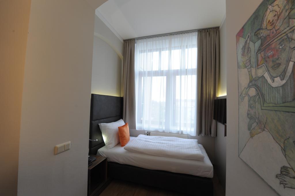 Eee Hotel Perg Room photo